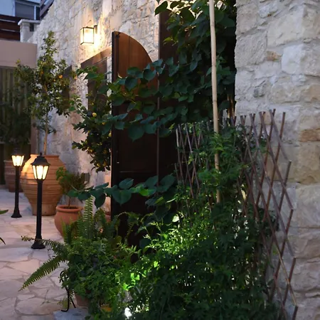 Old Stone House Retreat 3* Λεμεσός