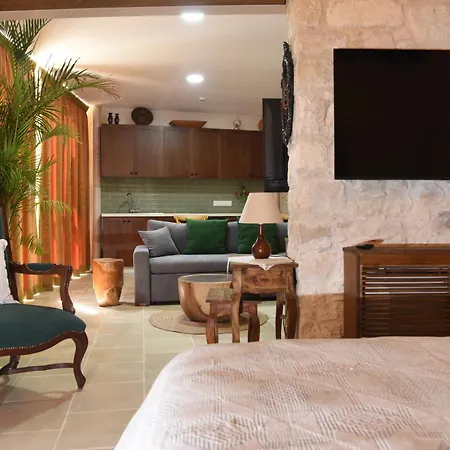 Old Stone House Retreat Ξενοδοχείο με διαμερίσματα 3*